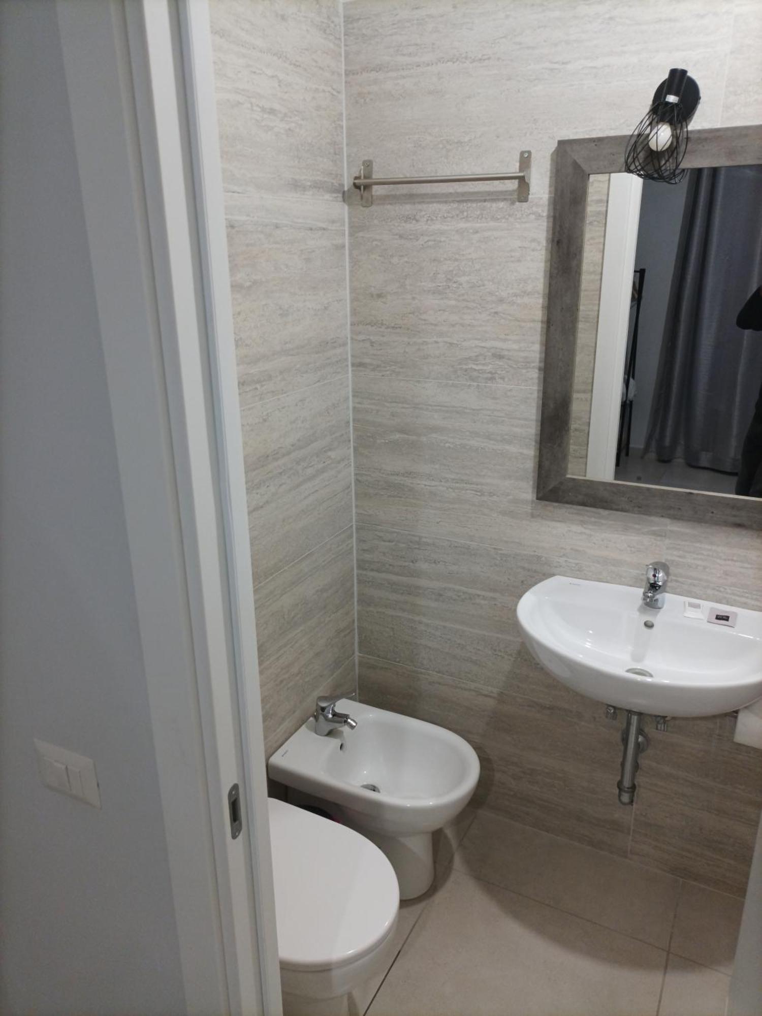 Angi Home Rome Luaran gambar