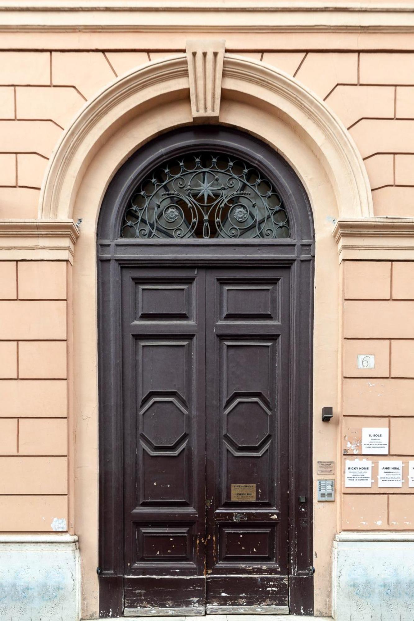 Angi Home Rome Luaran gambar